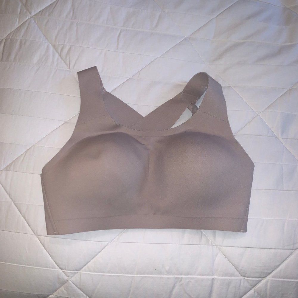 Lululemon Enlite Bra 34D